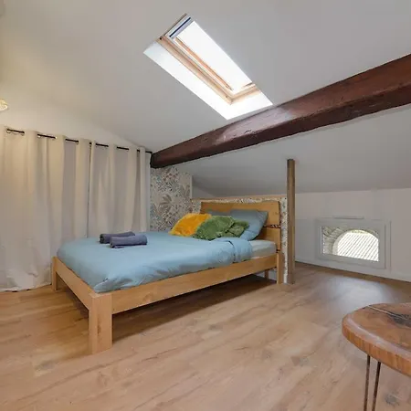 Dom wakacyjny La Casa Savary Charm & Comfort Of Lauragais 139 M2 Villasavary