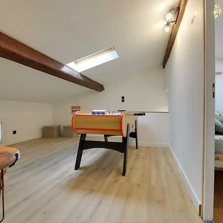 펜션 La Casa Savary Charm & Comfort Of Lauragais 139 M2 *